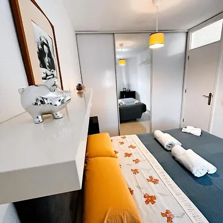 Twintorres Lasamericas Апартаменти