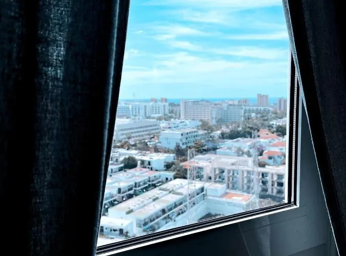 Апартаменти Twintorres Lasamericas *